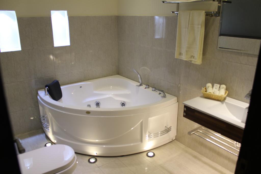 Hotel Grand Enclave Lahaur Pokój zdjęcie