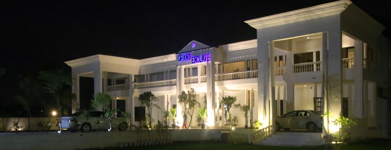 Hotel Grand Enclave Lahaur Zewnętrze zdjęcie